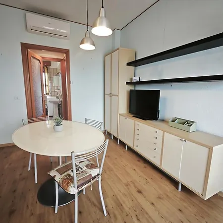 Apartment R30 Bilocale Fronte Mare