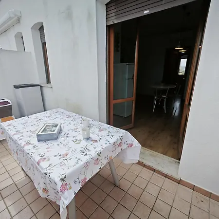 R30 Bilocale Fronte Mare